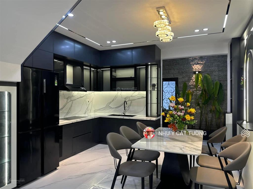 Xây mới! tôn đức thắng, 10m ô tô, thông, thoáng 42m2*5 tầng 8,1 tỷ