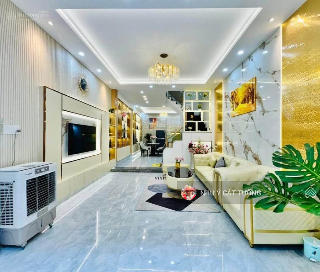 Cực sốc! thái thịnh, lô góc, gần phố, ngõ nông, 25m ô tô tránh