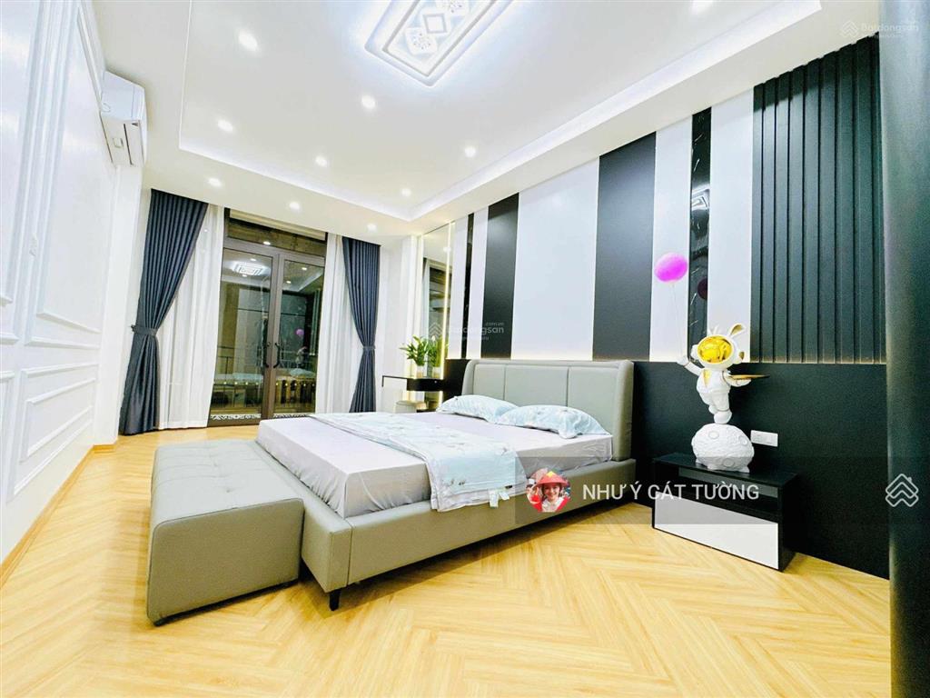 Hiếm, tôn đức thắng, lô góc, ngõ ôtô 7 chỗ qua, kd tốt, (ck nhà thật giá chuẩn)