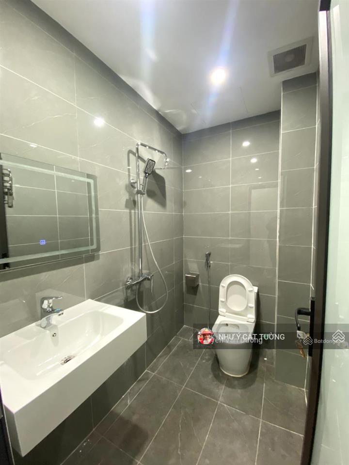 Hiếm, tôn đức thắng, lô góc, ngõ ôtô 7 chỗ qua, kd tốt, (ck nhà thật giá chuẩn)