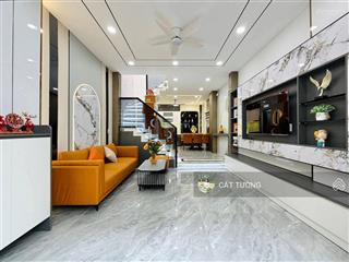 Gấp! phố vip tôn thất tùng, kinh doanh, lô góc, sân riêng, nhà mới đẹp ở ngay 10m ra ô tô 46m2*5t