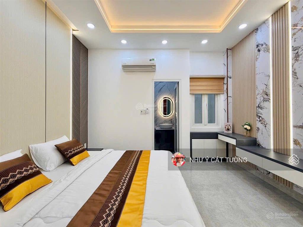Lô góc xã đàn! 5m ra ô tô, ngõ thông, ba gác phi, mặt tiền 4.6m, 46m²*5t