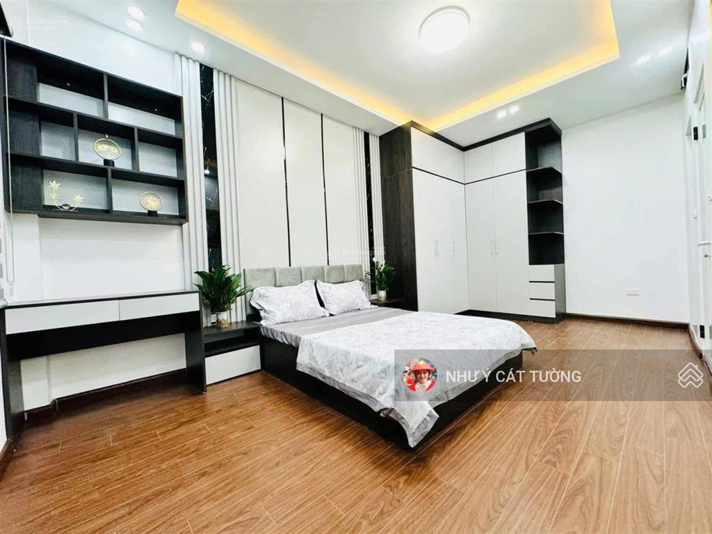 Chính chủ cần thanh khoản gấp nhà xã đàn, xây mới 3 năm, lô góc, 20m ra ô tô khu vực dân trí cao