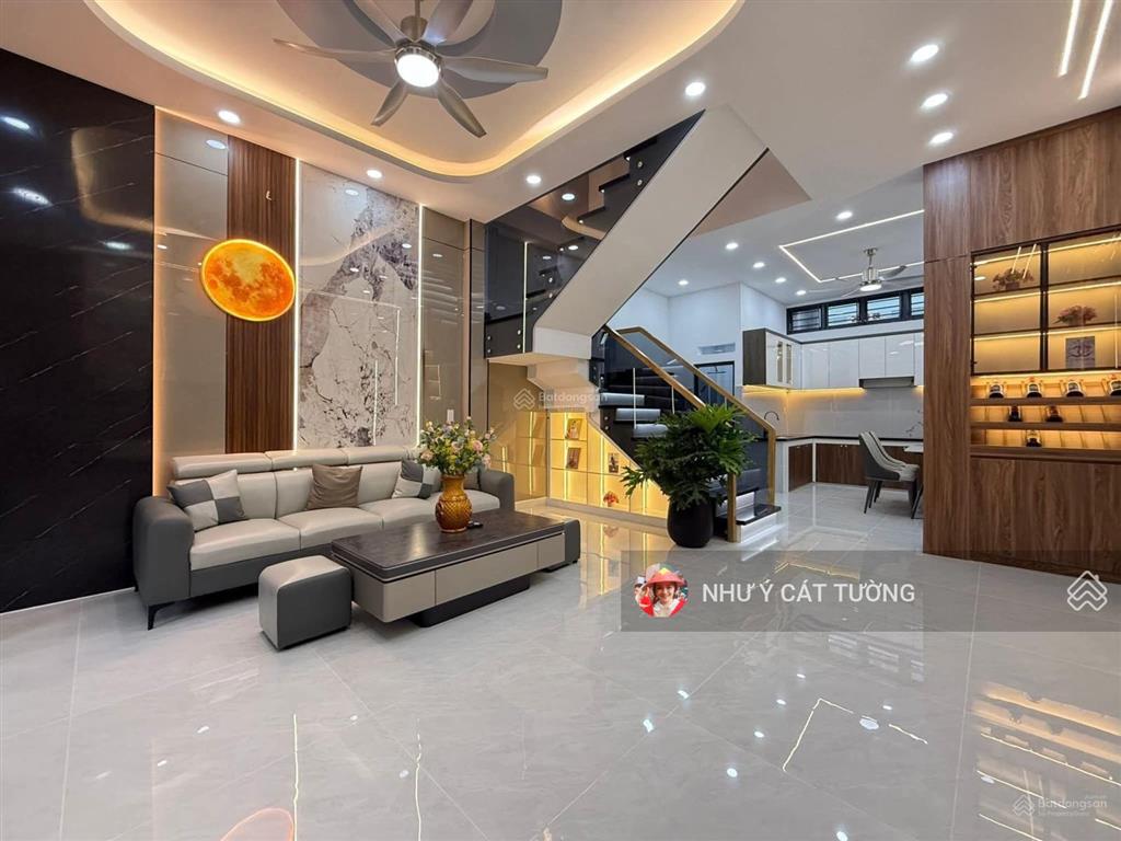 Cắt lỗ ! xã đàn ngõ ba gác phi, nhà dân, lô góc, tôi cần bán gấp trong tháng 5t*46m2
