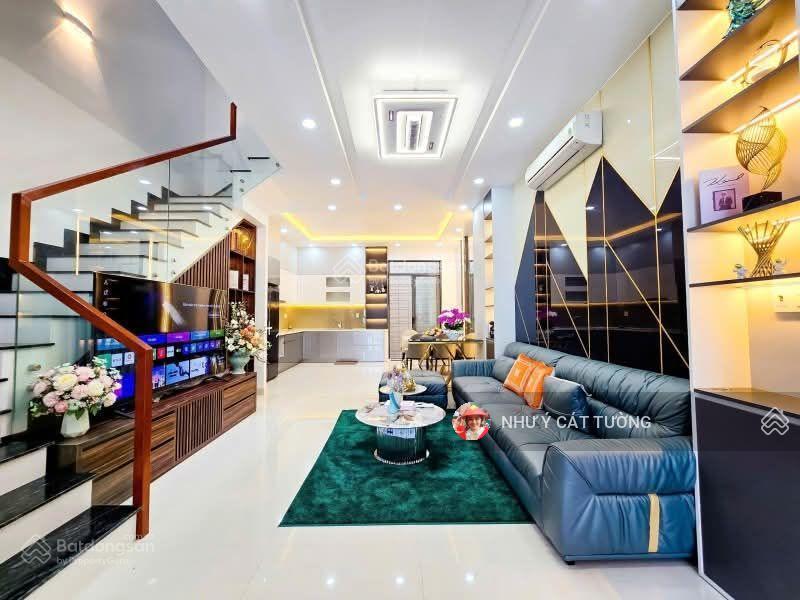 Siêu hiếm tam khương nhà mới lô góc dân xây cực kì chắc chắn 5 tầng 49m oto đỗ 10m