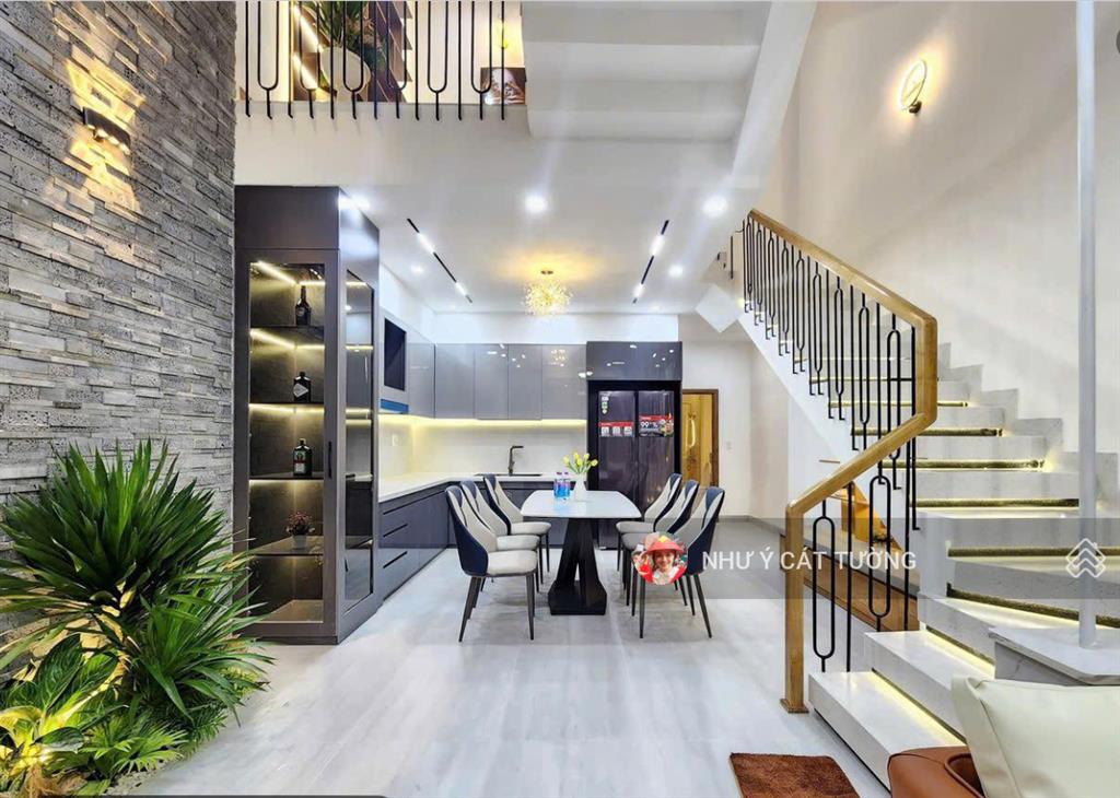 Hiếm! nguyễn chí thanh, nhà mới, vài bước chân ra phố, ngõ rộng, dt 48m2 5 tầng