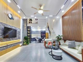 Hiếm! nguyễn chí thanh, nhà mới, vài bước chân ra phố, ngõ rộng, dt 48m2 5 tầng