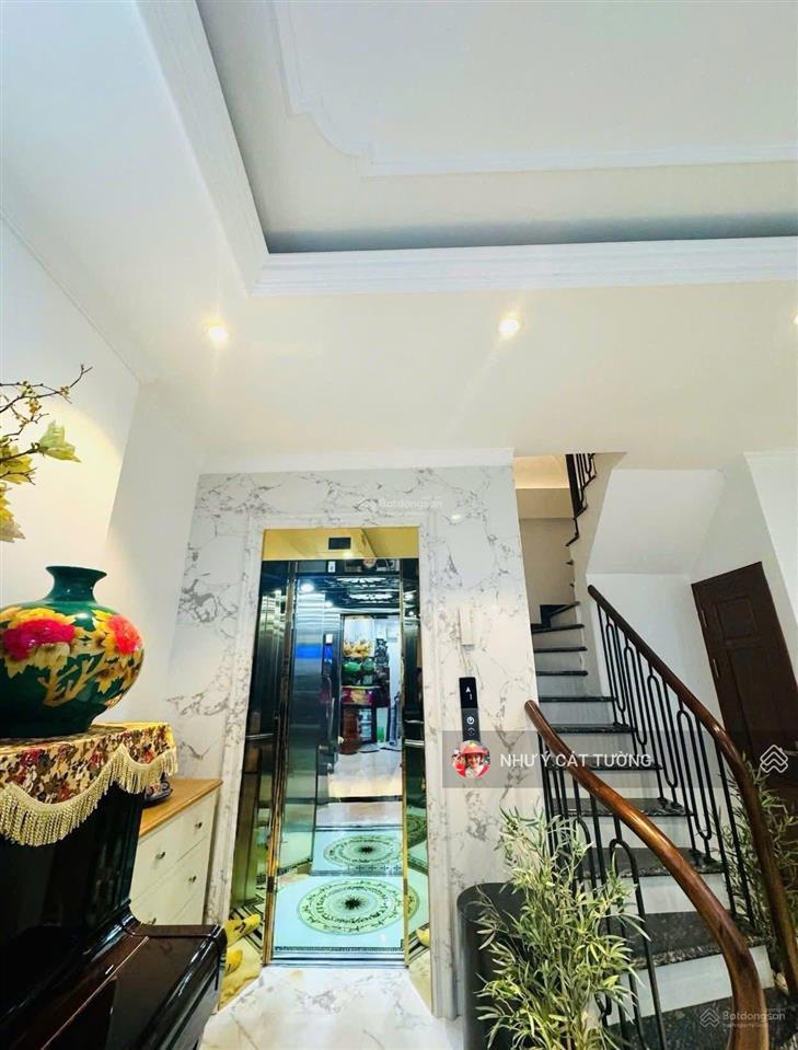 Cực gấp, tây sơn, 10m ra ô tô, lô góc, nhà mới cần bán nhanh tháng 11