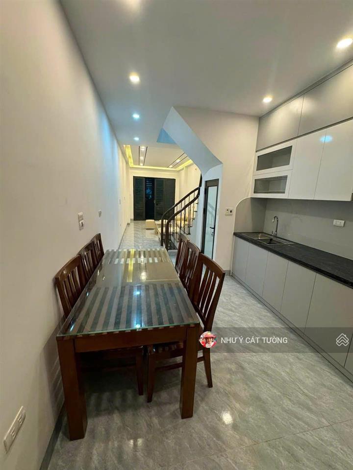 Cho thuê rất gấp trong tháng định công hạ 2 ngủ full nội thất 9 triệu 1 tháng