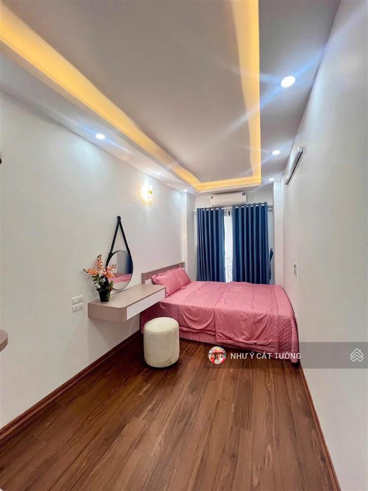 Thuê nhà tôn thất tùng 3 ngủ full nội thất 10m ra ô tô nhà mới vào ở ngay