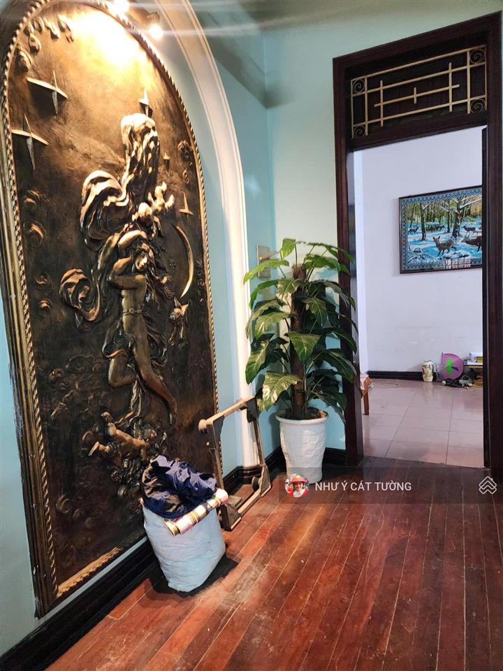 Cho thuê nhà 5 tầng ngõ 157 pháo đài láng