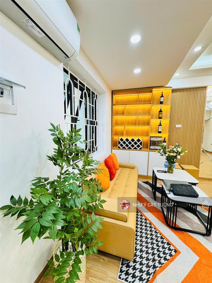 Cho thuê nhà tập thể dầu khí dốc thọ lão  hai bà trưng 3 ngủ full nội thất ở ngay
