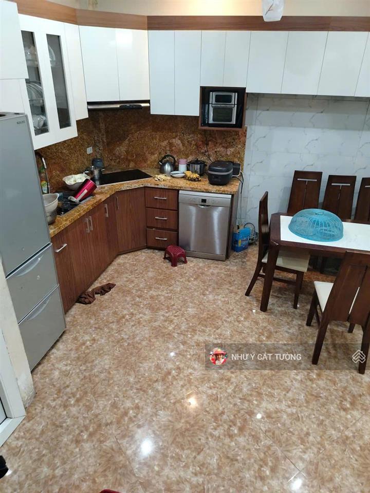 Cho thuê nhà ngõ 198 xã đàn đống đa, full nội thất, 4 ngủ, giá 15 triệu, vào ngay