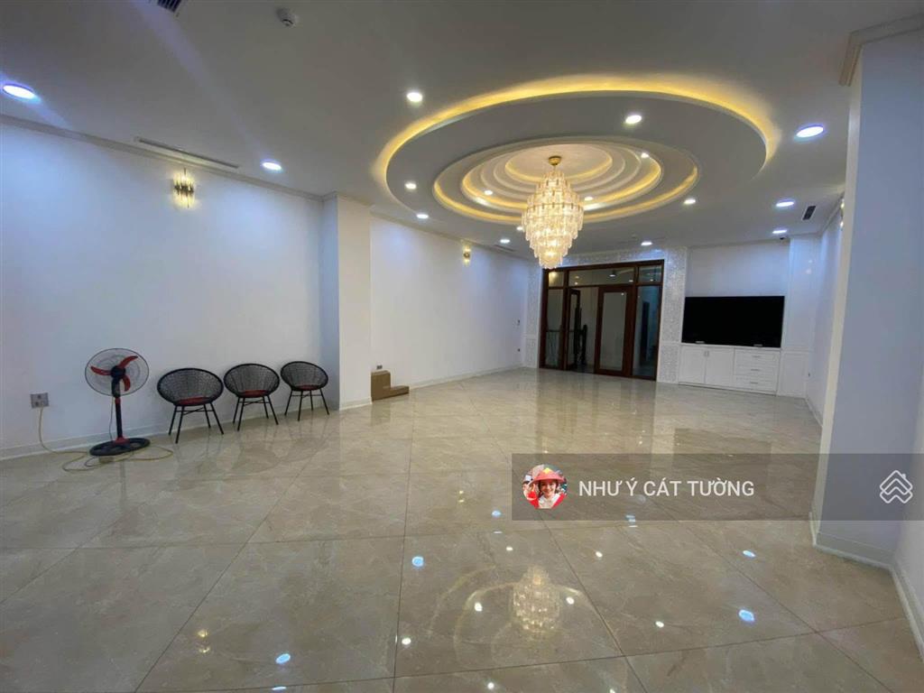 Cho thuê tòa vp mới tinh mặt phố phố trung kính, trung hòa cầu giấy nhà mới thang máy 195t/ tháng