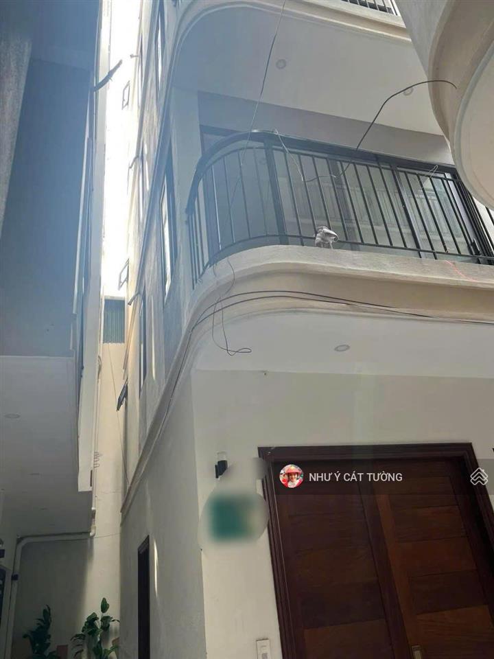 Cho thuê nhà nguyên căn ngõ 619 vũ tông phan, thanh xuân, 3pn, 12tr full nội thất ở ngay