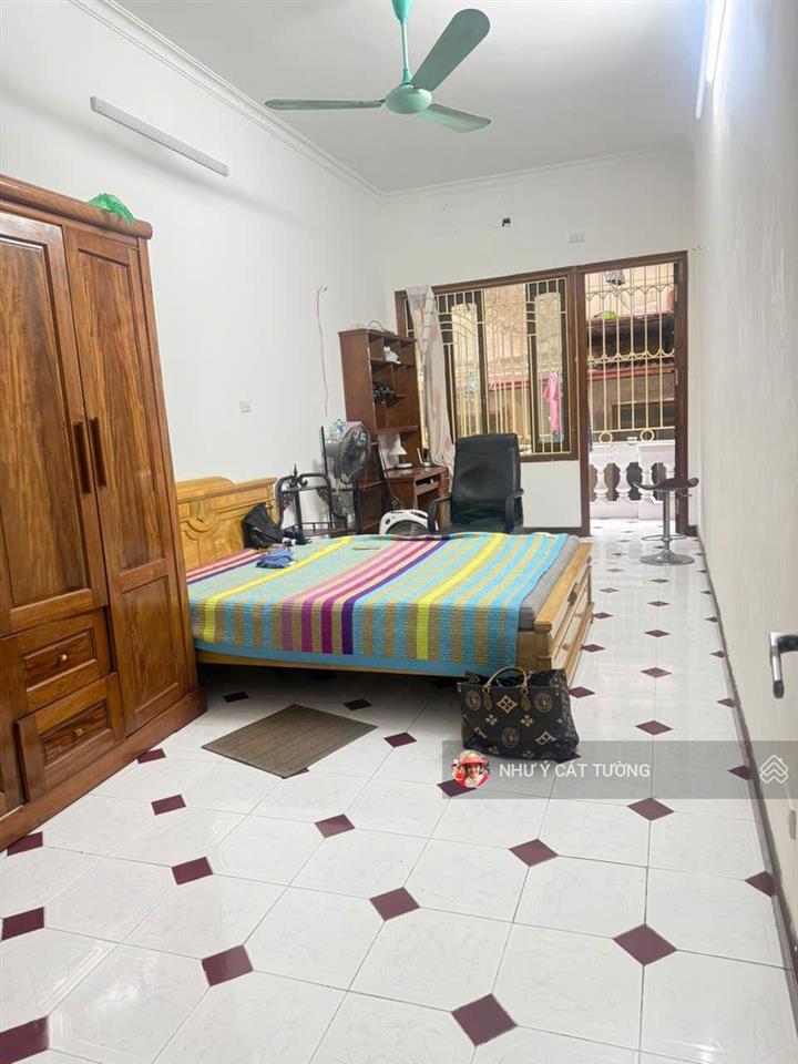 Cực hiếm nhà chùa bộc, nhà mới tinh, sạch sẽ, 2 ngủ, full nội thất, ở ngay, 15 triệu