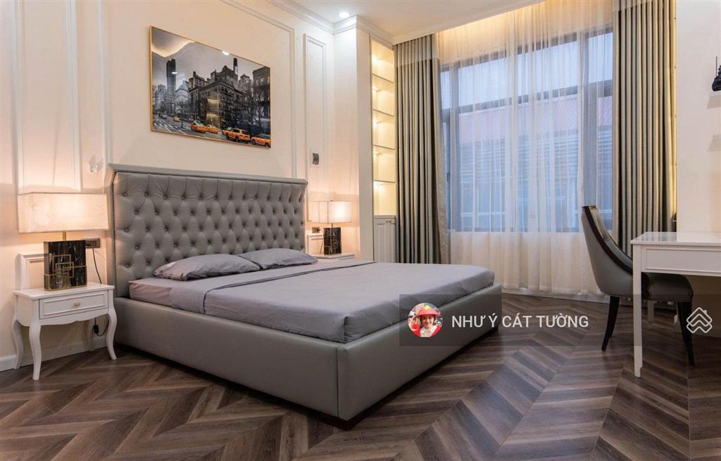 Cho thuê nhà nguyên căn ngõ phố nguyễn ngọc nại, ô tô đỗ cửa, full nội thất, ở ngay