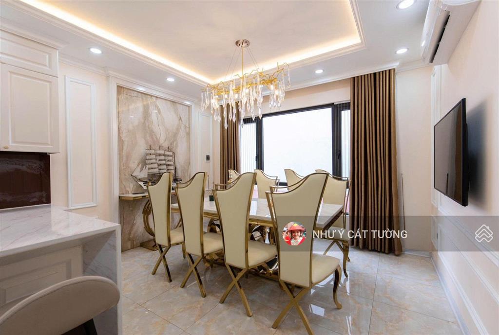 Cho thuê nhà nguyên căn ngõ phố nguyễn ngọc nại, ô tô đỗ cửa, full nội thất, ở ngay