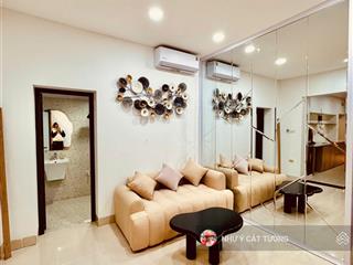 Cho thuê tập thể 190 lò đúc, 2 ngủ, 2 vs, ở ngay, 8,8 triệu