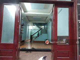 Cho thuê nhà nguyên căn ngõ 470 nguyễn trãi  thanh xuân 5 ngủ 15 triệu full nội thất vào ở ngay