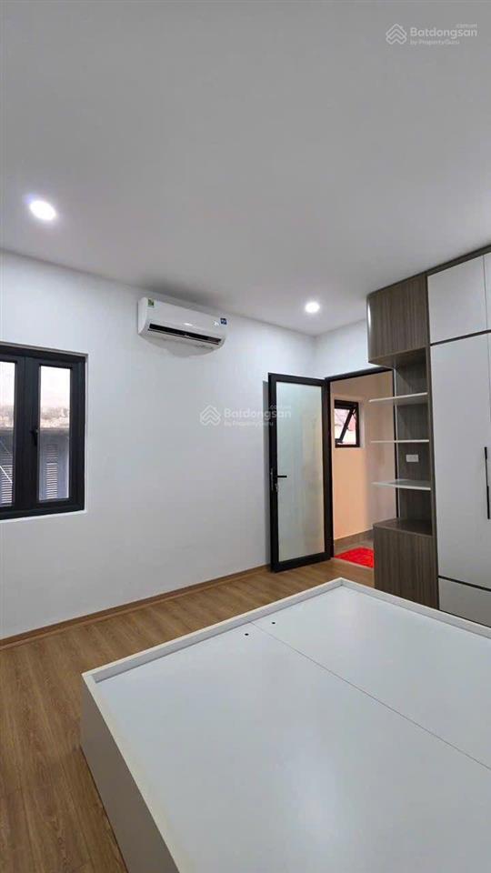 Cần cho thuê nhà riêng xây mới đẹp phố hoàng ngọc phách full nt ở ngay