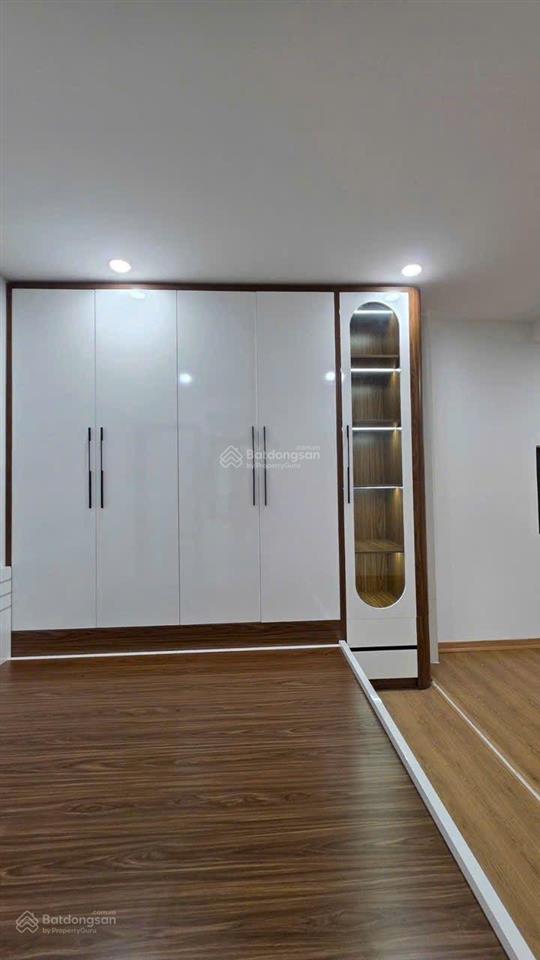 Cần cho thuê nhà riêng xây mới đẹp phố hoàng ngọc phách full nt ở ngay