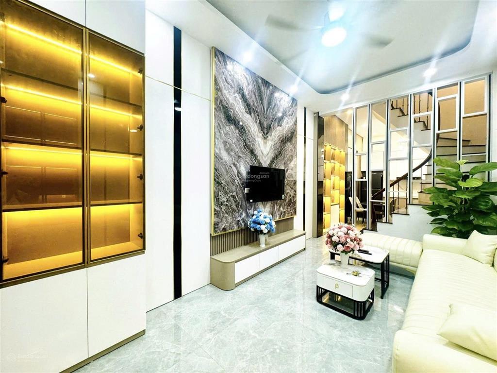 Cho thuê nhà ngõ gốc đề, hai bà trưng  mới đẹp full đồ vào ở ngay