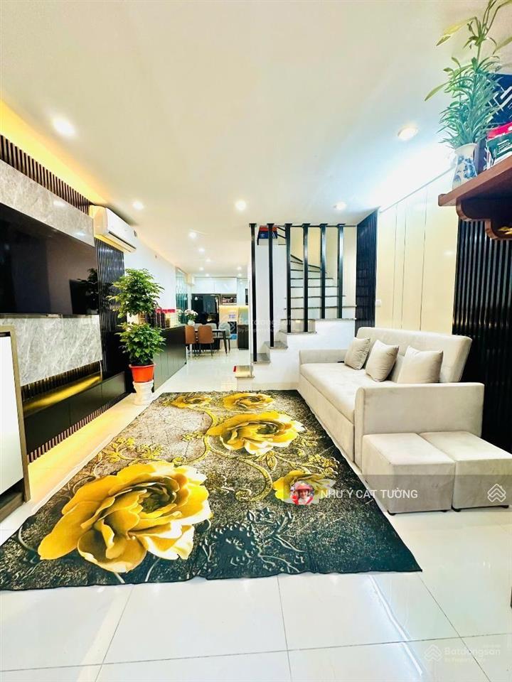 Khó tìm! thái hà, 3 gác, gần ô tô, nhà thoáng sáng mới đẹp ở ngay