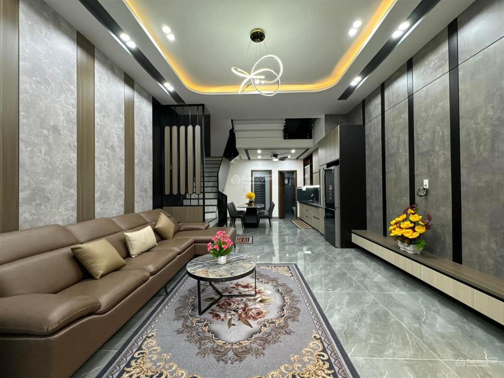 Chính chủ bán gấp nhà phố lê trọng tấn oto đỗ cửa khu dân trí cao nhà full nội thất vào ở ngay