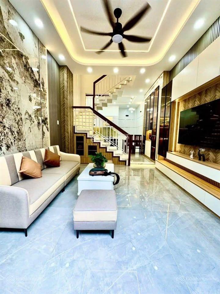 Tôn thất tùng 45m giá chỉ 7,5 tỷ nhà đẹp, vị trí đỉnh!