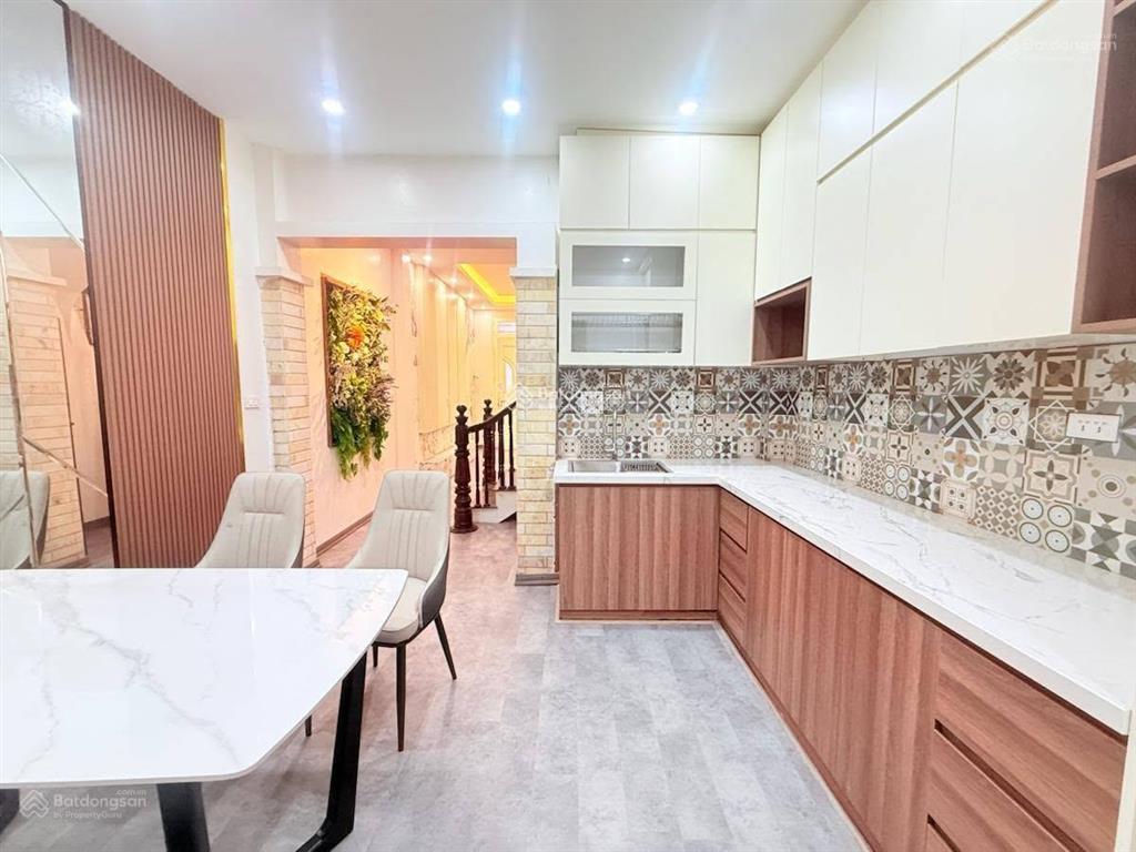 Giá sốc! tây sơn, mặt ngõ kd, thông, ô tô đỗ cửa, nhà đẹp full đồ vào ở luôn cần bán rất gấp