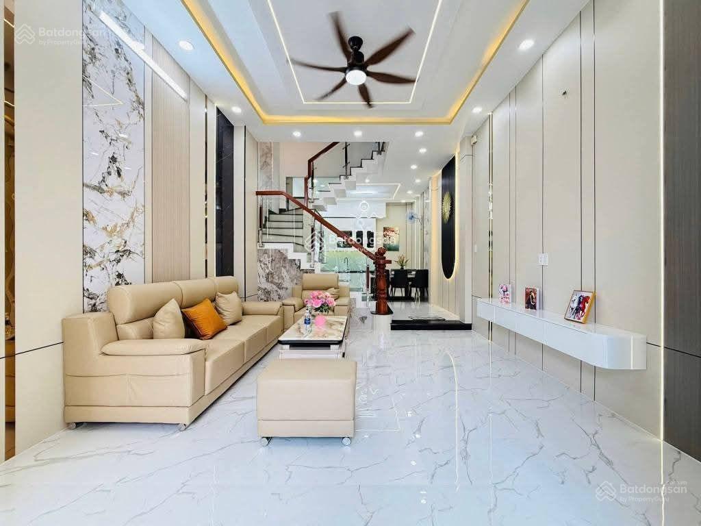 Hoàng văn thái nhà đẹp giá tốt cơ hội vàng cho khách mua ở!