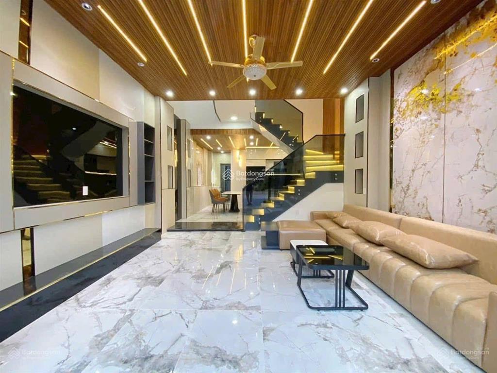 Gấp cần bán trong tháng chùa bộc lô góc, nhà mới đẹp khu dân trí cao, ngõ oto full nt vào ở ngay