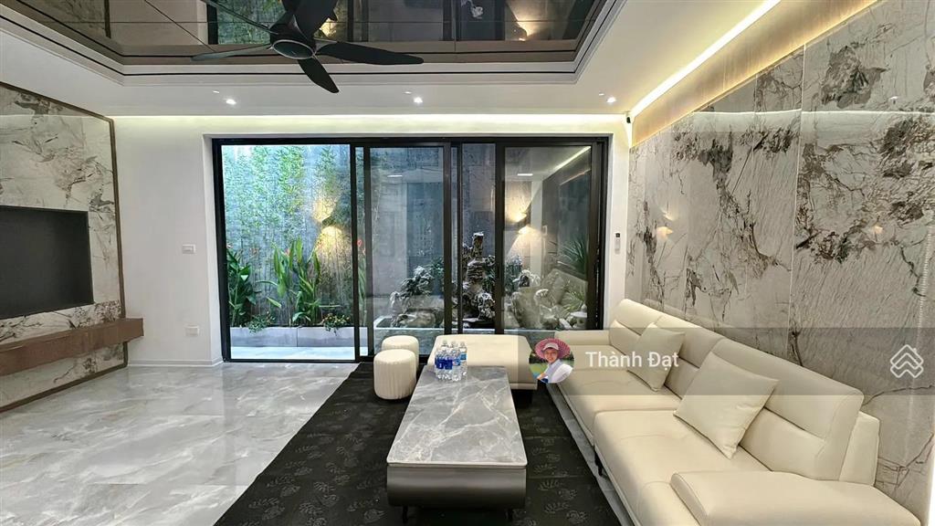 Bán nhà vũ tông phan thanh xuân , 54m 7 tầng ,oto đỗ cửa, full nội thất, ngõ thông , 13,6tỷ