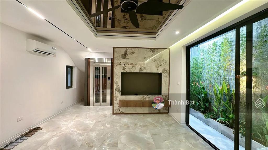 Bán nhà vũ tông phan thanh xuân , 54m 7 tầng ,oto đỗ cửa, full nội thất, ngõ thông , 13,6tỷ