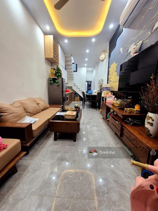 Hàng hiếm giá đầu tư , khương hạ , thanh xuân, 55m 3 tầng, 20m oto tránh, ngõ thông, 9,5 tỷ