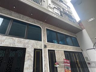 Cắt lỗ 4 tỷ còn 31 tỷ, chdv 120m2 * 8 tầng, 26 phòng, oto đỗ cửa,dòng tiền 2 tỷ/năm