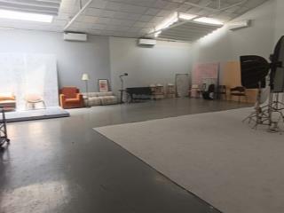 Cho thuê mặt phố định công làm showroom, studio, chuyển phát, livestream. dt 280m2, điện 3 pha, đh
