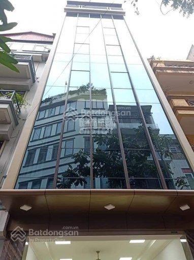 Cho thuê nhà tại hoàng quốc việt. dt  89 m * 7 tầng. mt  10 m ,12 phòng , thang máy, nhà mới
