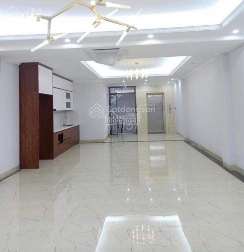 Cho thuê nhà tại hoàng quốc việt. dt  89 m * 7 tầng. mt  10 m ,12 phòng , thang máy, nhà mới