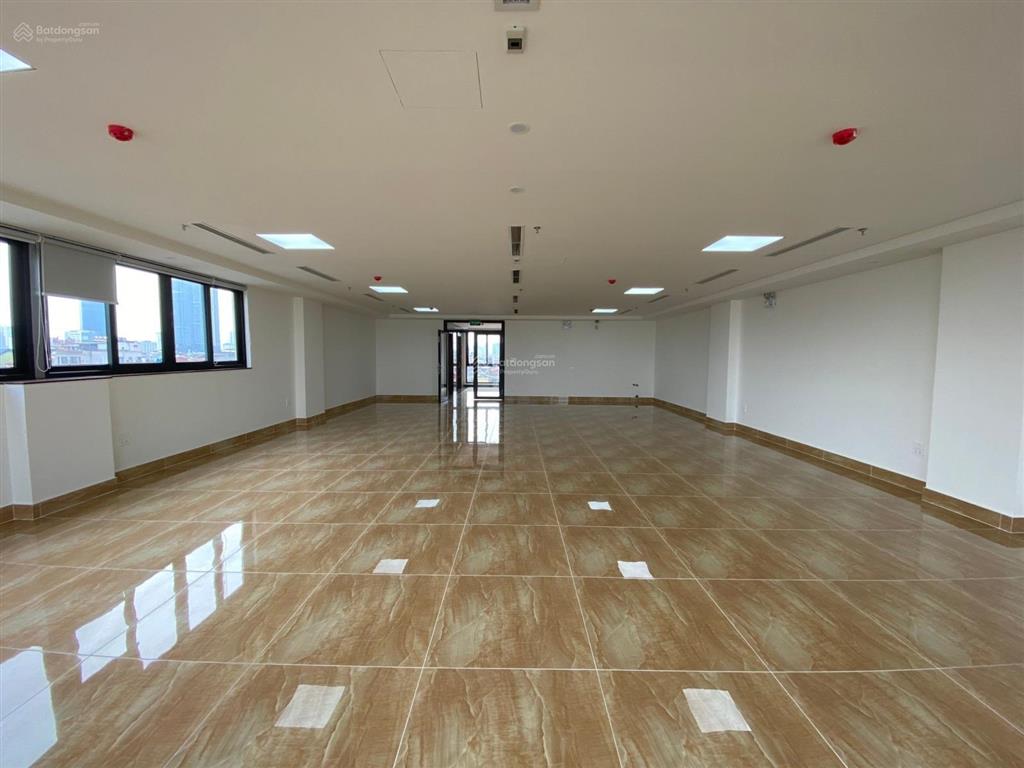 Cho thuê phân lô nam trung yên. dt 91 m2 * 6 tầng, mt 7m, thông sàn, thang máy, nhà đẹp
