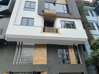 Cho thuê liên kề tại kđt yên hòa.dt  75 m * 5 tầng, mt  5m , chia phòng, thang máy , ô tô đỗ cửa