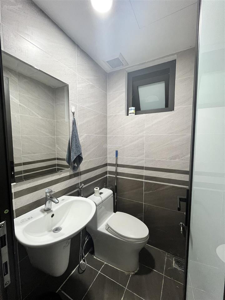 Cho thuê mặt phố lê văn thiêm. 50m2/60m2 * 7,5 tầng. mt 7m, thông sàn, thang máy, nhà mới đẹp