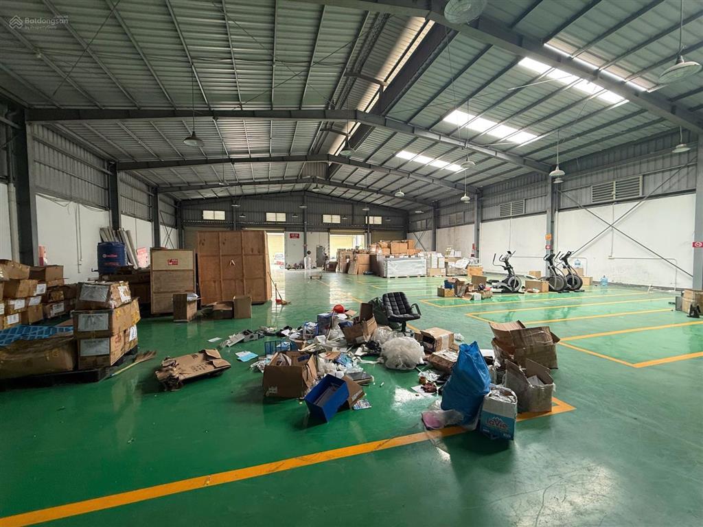 Cho thuê kho tại nguyễn văn linh. dt 1200m2, pccc, nền epoxy, khung zalmin, điện 3pha, xuất vat