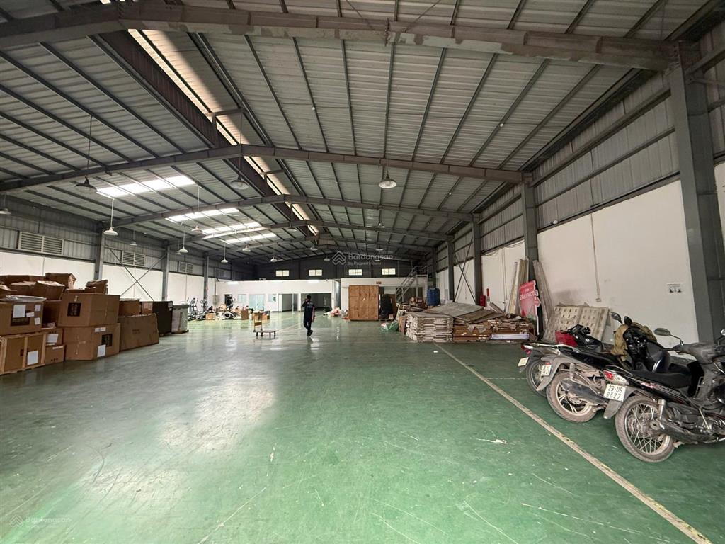 Cho thuê kho tại nguyễn văn linh. dt 1200m2, pccc, nền epoxy, khung zalmin, điện 3pha, xuất vat