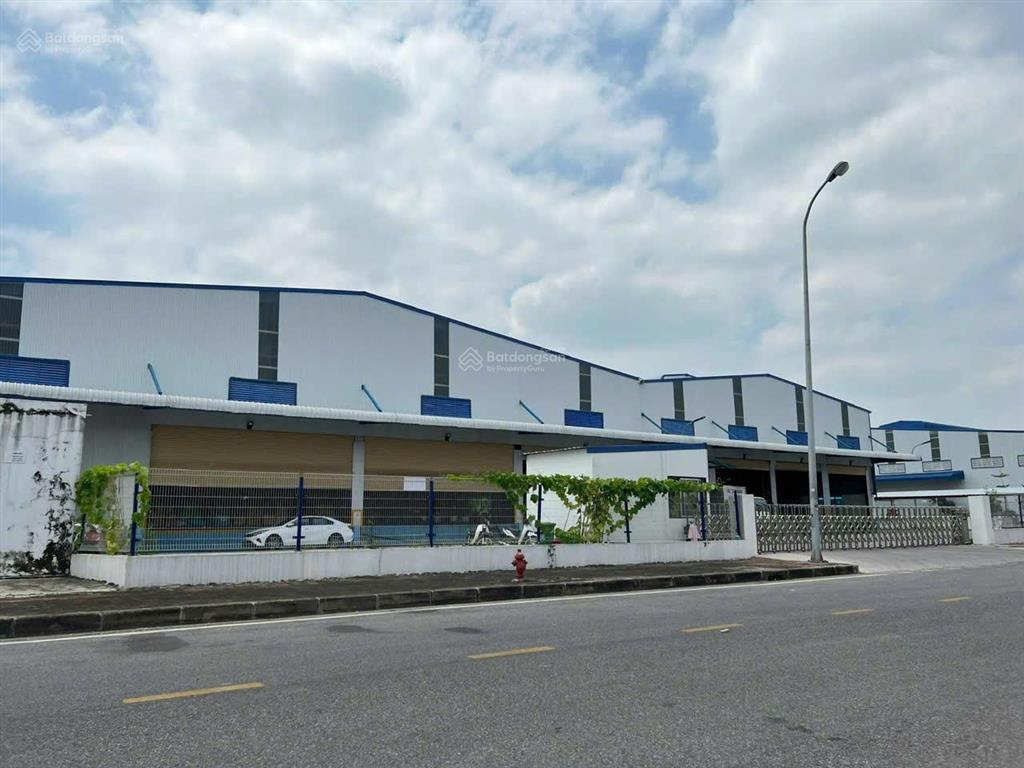 Cho thuê kho xưởng tại kcn đài tư.dt 4000 m ( có cắt lẻ ).khung zamil,nước sạch, xe cont, xuất vat
