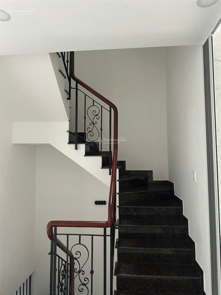 Cho thuê văn phòng khu đô thị him lam kênh tẻ giá rẻ