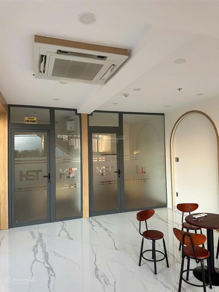 Cho thuê shophouse, nhà phố thương mại tại eco green sài gòn