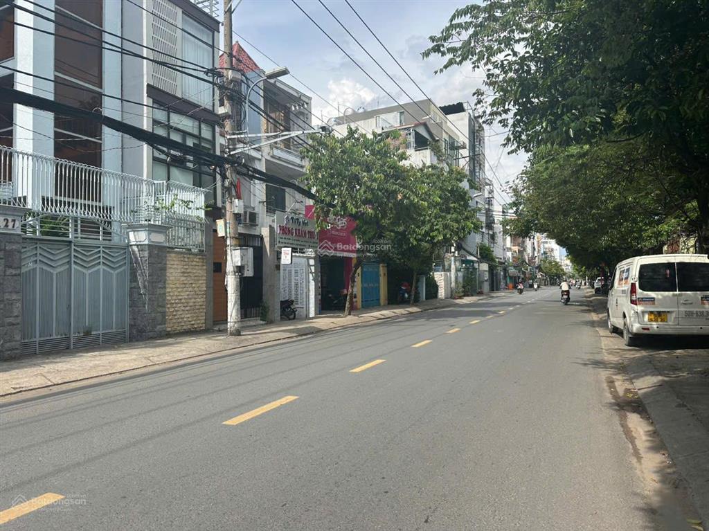 Cho thuê nhà cấp 4, mặt phố đường tôn thất thuyết, p. xóm chiếu, tp. hcm