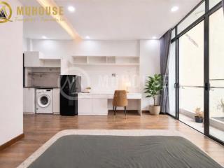 Cho thuê ch studio ban công  rộng 40m2  gần chợ bà chiểu, giáp q1